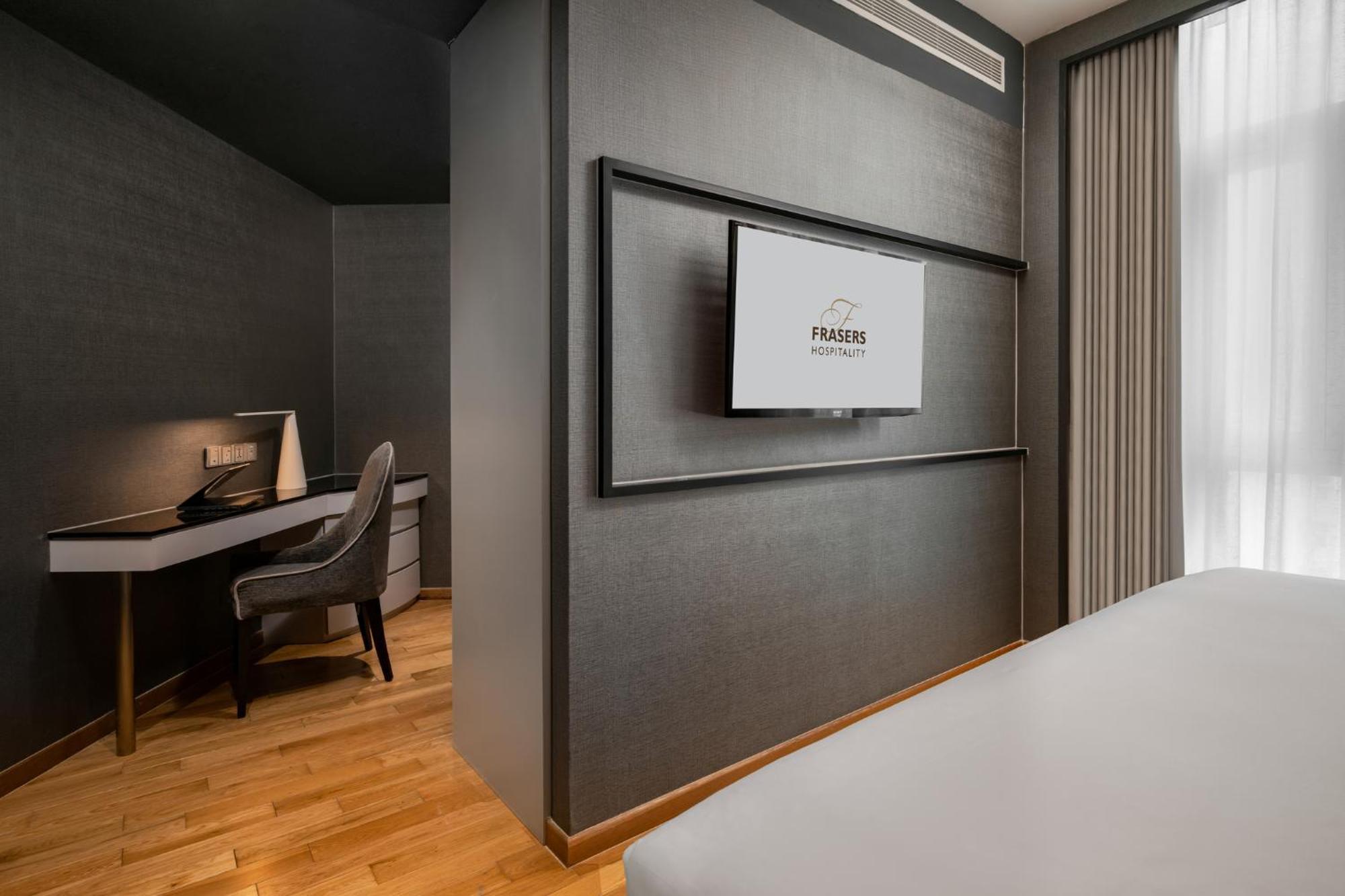 เฟรเซอร์ เพลซ ปูเตรี ฮาร์เบอร์ Hotel นุสาจายา ภายนอก รูปภาพ A room at Frames