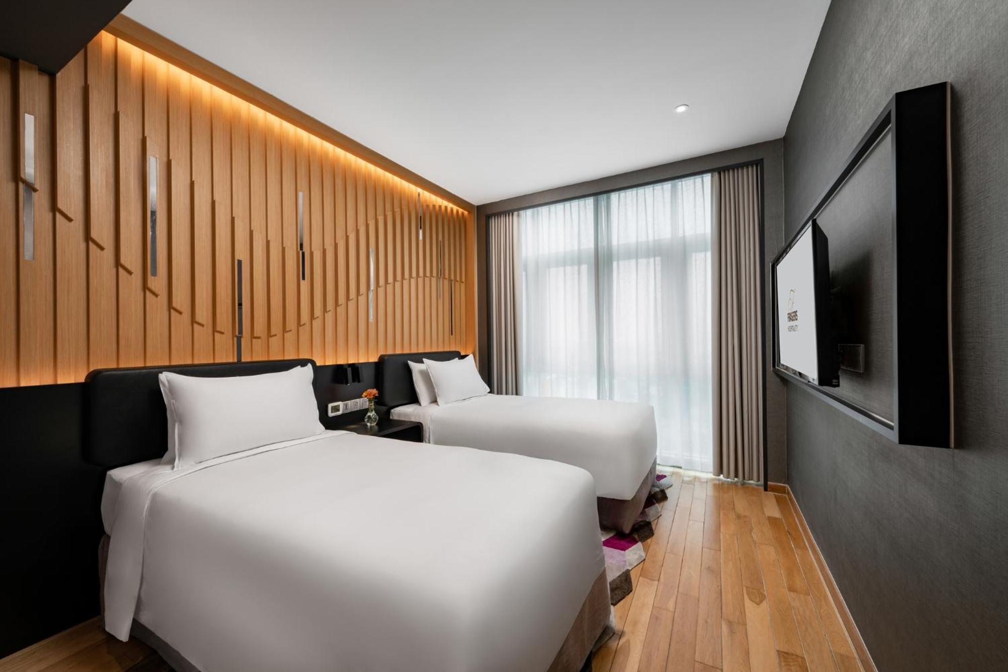 เฟรเซอร์ เพลซ ปูเตรี ฮาร์เบอร์ Hotel นุสาจายา ภายนอก รูปภาพ Deluxe Room