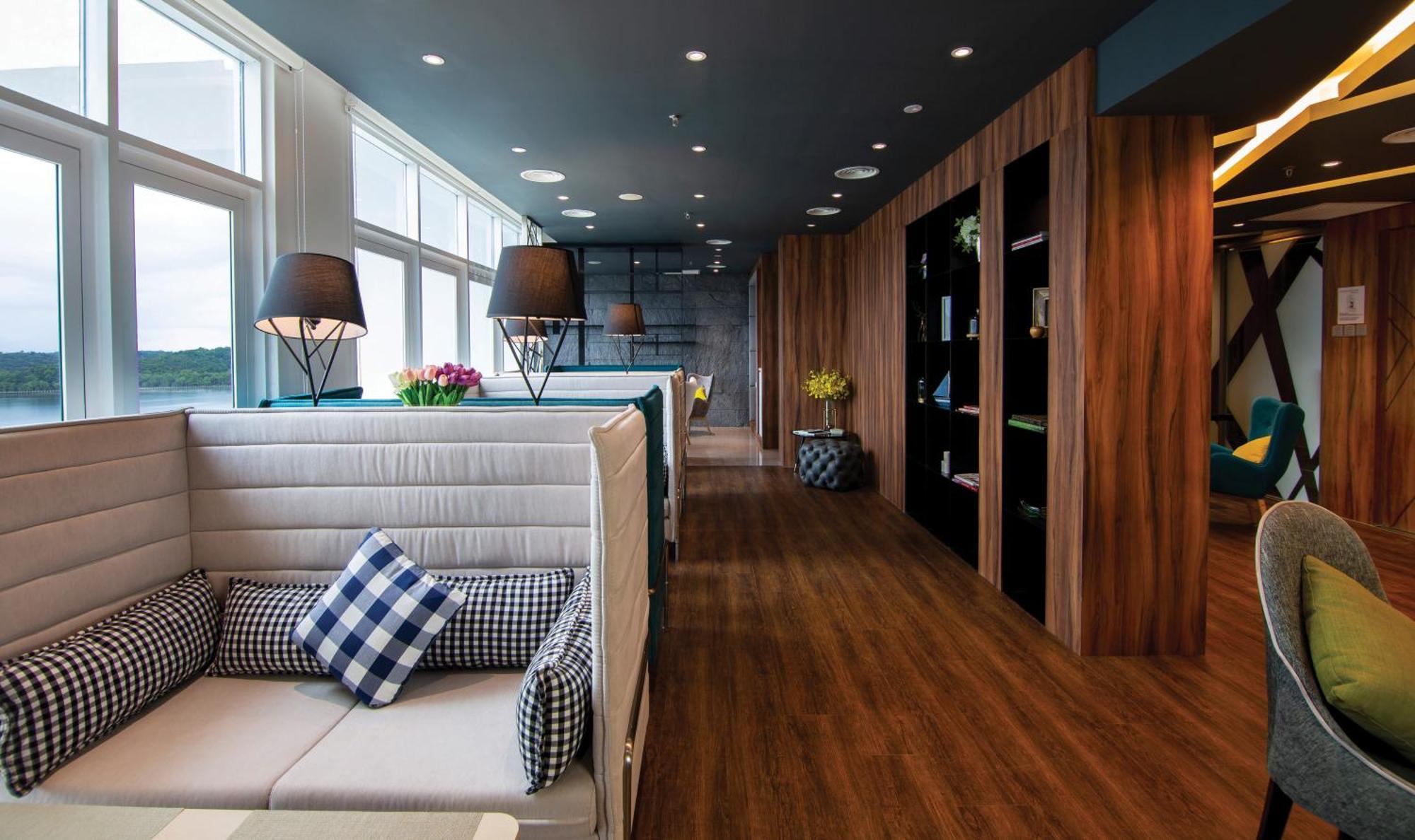 เฟรเซอร์ เพลซ ปูเตรี ฮาร์เบอร์ Hotel นุสาจายา ภายนอก รูปภาพ